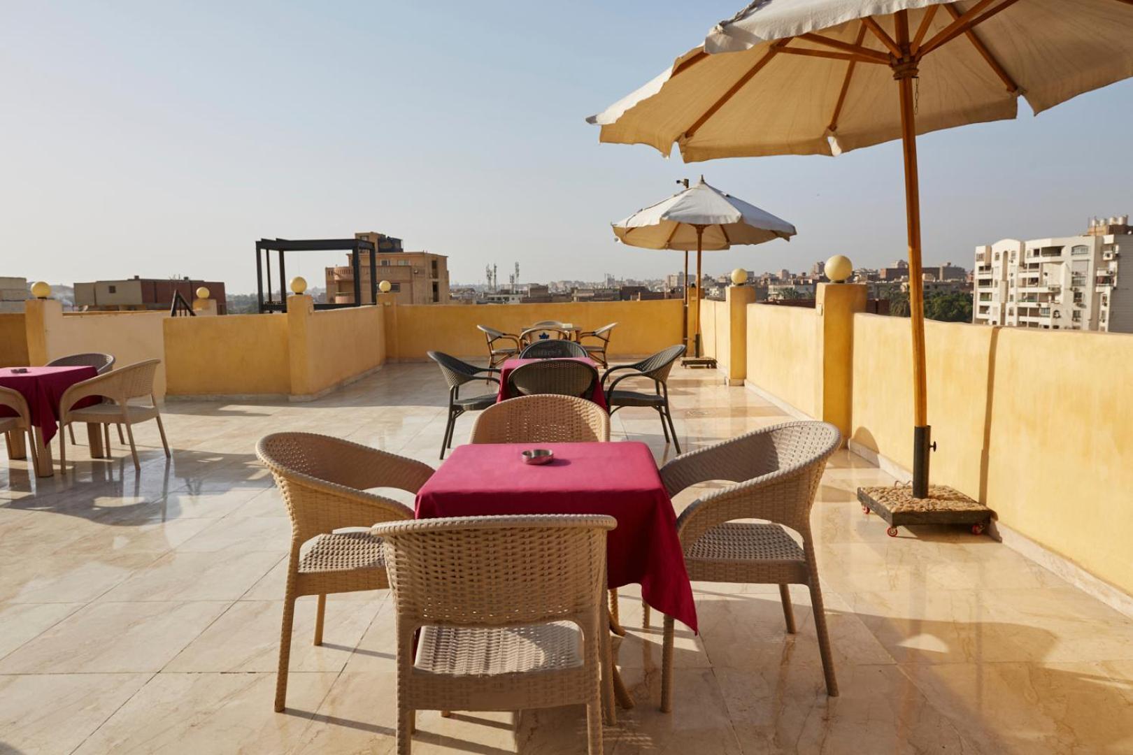 Grand Pyramid View Hotel Kafret el-Gabal Buitenkant foto