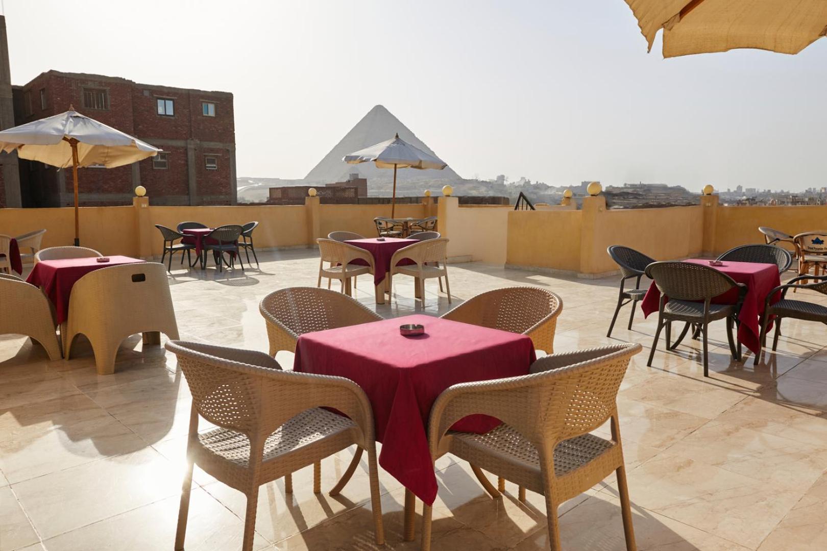 Grand Pyramid View Hotel Kafret el-Gabal Buitenkant foto
