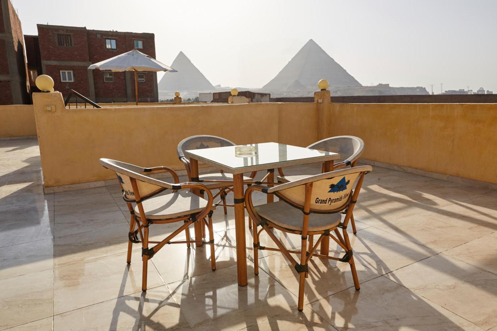 Grand Pyramid View Hotel Kafret el-Gabal Buitenkant foto
