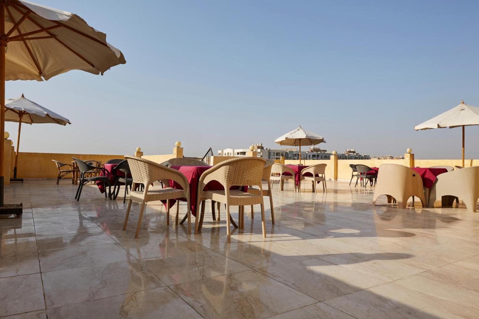 Grand Pyramid View Hotel Kafret el-Gabal Buitenkant foto