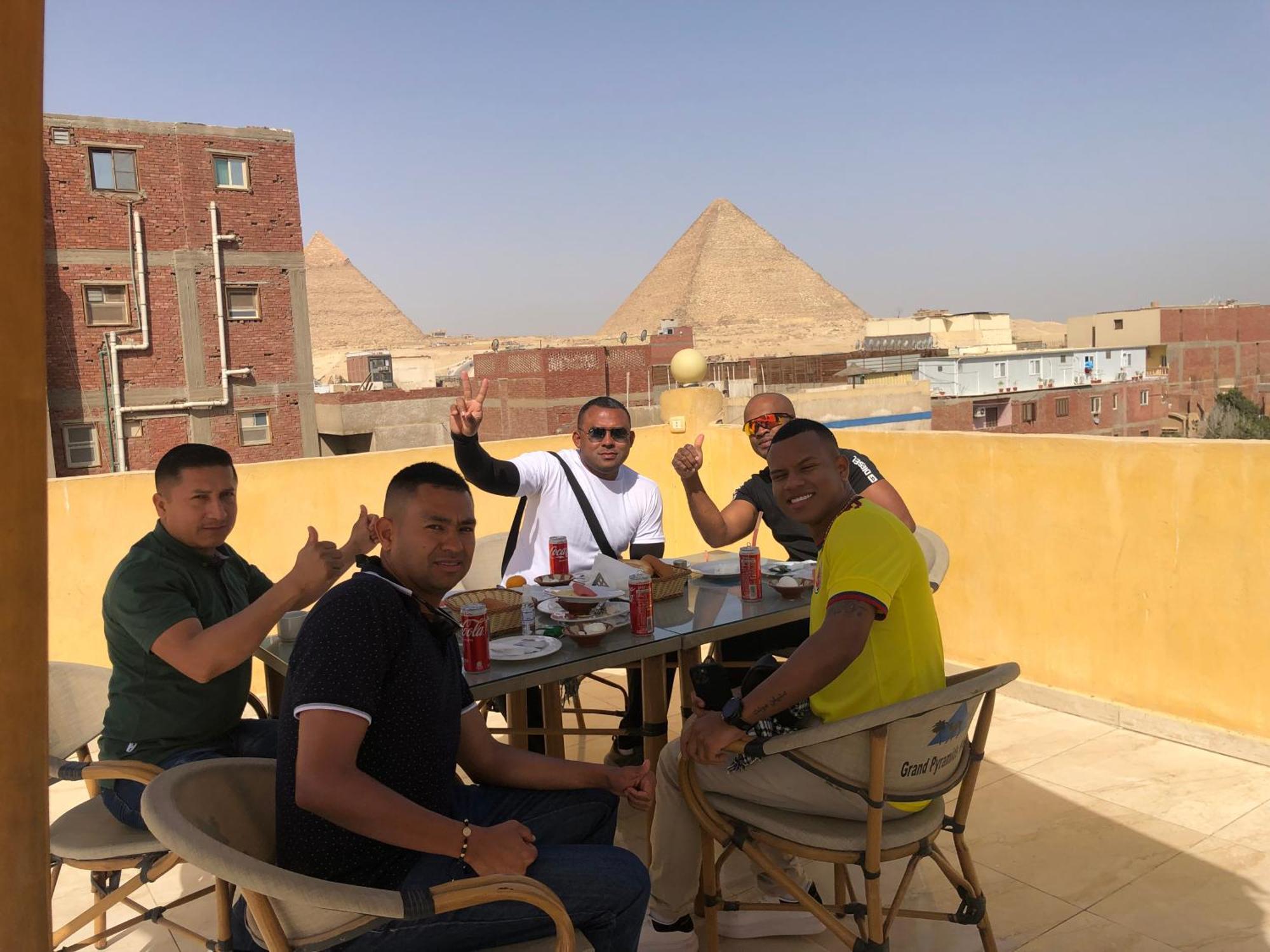 Grand Pyramid View Hotel Kafret el-Gabal Buitenkant foto
