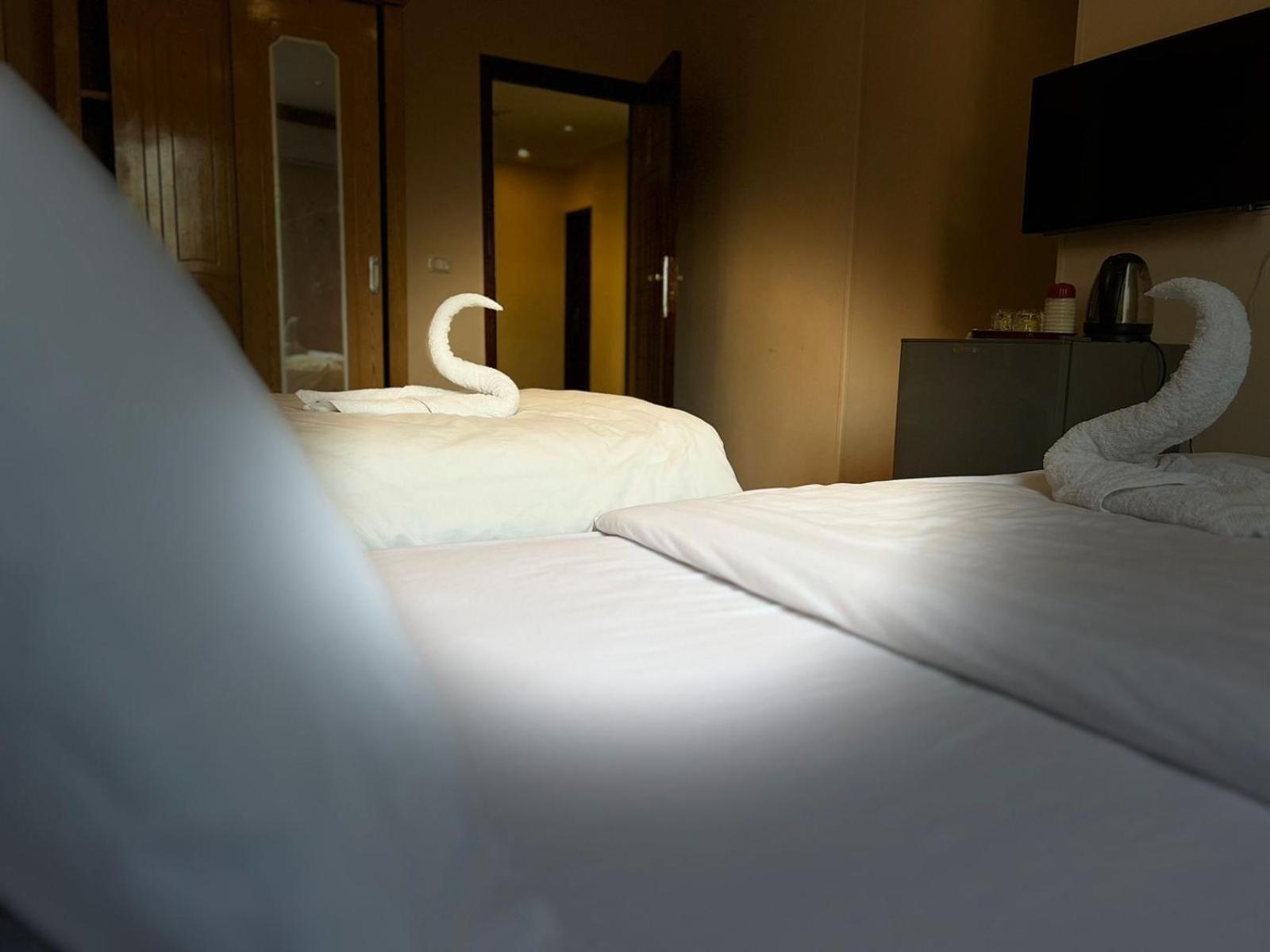 Grand Pyramid View Hotel Kafret el-Gabal Buitenkant foto